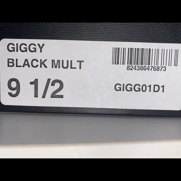 Steve By Steve Madden - Picture 4 of 4